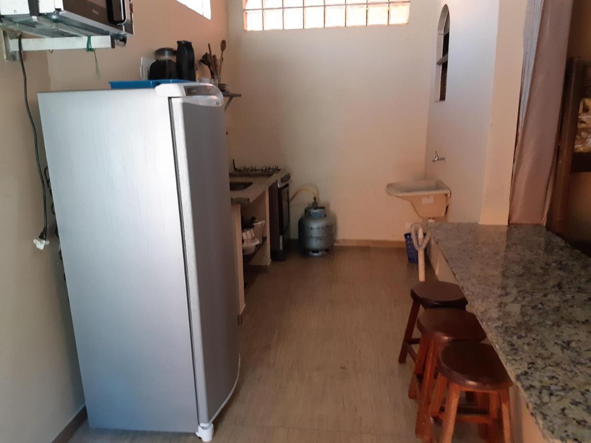 Maranduba Seaside Kitnet: Beachfront Comfort With Pool And Ac Ubatuba