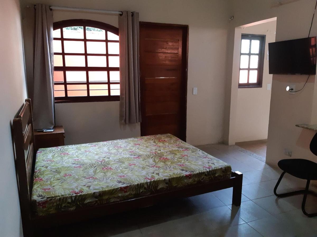 Apartment Maranduba Seaside Kitnet: Beachfront Comfort With Pool And Ac *