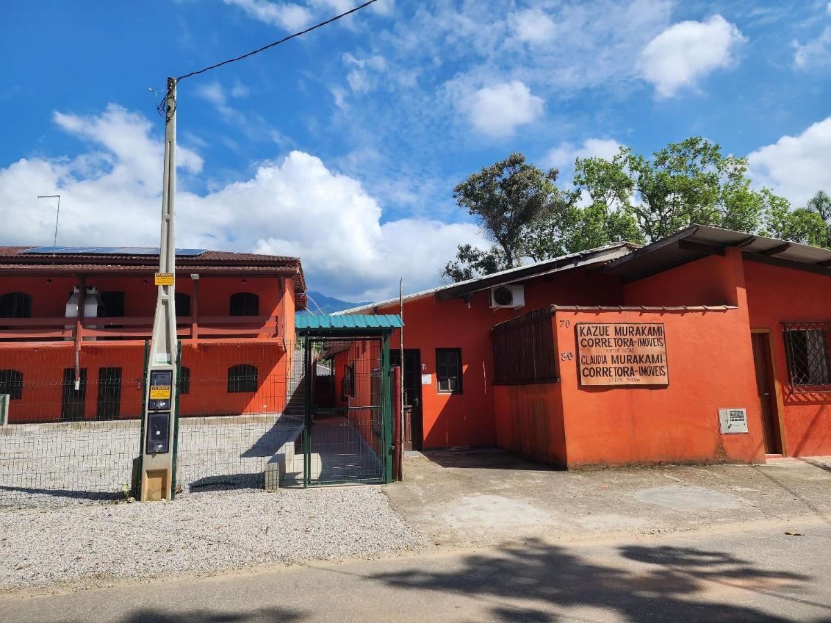 Maranduba Seaside Kitnet: Beachfront Comfort With Pool And Ac Apartment Ubatuba